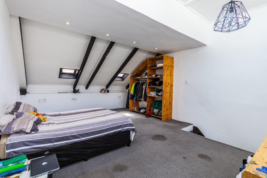 2 Bedroom Property for Sale in Woodstock Western Cape